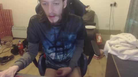 Snapshot of daver281197 chatting on 03-09-25, 12:00 dave online show from 03-09-25, 12:00