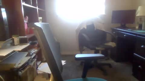 Snapshot of davethebooky chatting on 12-06-24, 04:06 Dave online show from 12-06-24, 04:06