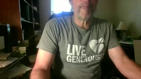 Snapshot of davethebooky chatting on 07-02-26, 02:45 Dave online show from 07-02-26, 02:45