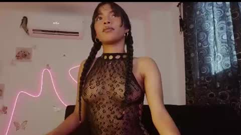 Snapshot of daviana_hill_ chatting on 06-28-26, 05:08 Davi online show from 06-28-26, 05:08