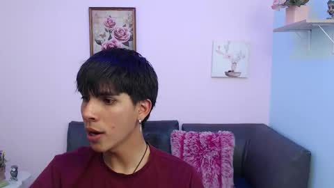 Snapshot of david_925_ chatting on 09-28-25, 04:18 David online show from 09-28-25, 04:18