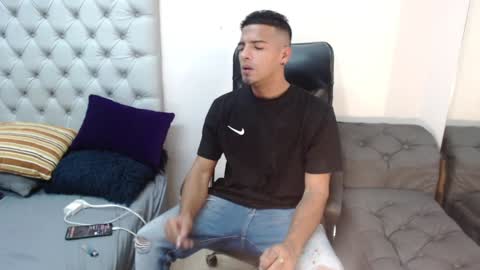 david_bandercock online show from 12-29-24, 03:00