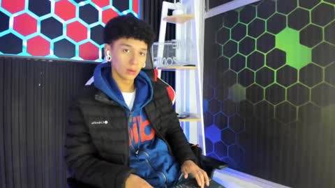 David online show from 04-21-26, 12:33