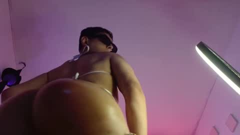 Snapshot of david_fox01 chatting on 10-30-25, 07:14 David Fox online show from 10-30-25, 07:14