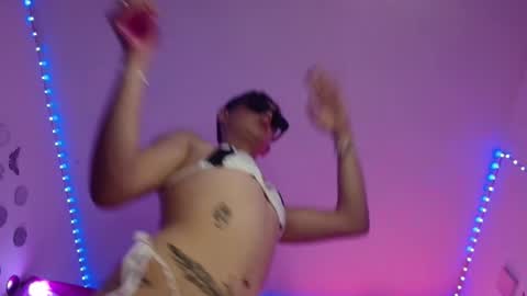 Snapshot of david_fox01 chatting on 12-03-25, 07:12 David Fox online show from 12-03-25, 07:12