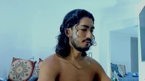 Hey im David that loves to explore and speak their fantasies. Very open talktative and nice. Feel free to chat with me online show from 11-15-25, 09:50