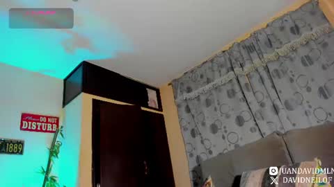 Snapshot of david_neill chatting on 06-15-26, 01:41 David Neill online show from 06-15-26, 01:41