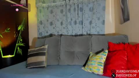 Snapshot of david_neill chatting on 07-11-26, 02:03 David Neill online show from 07-11-26, 02:03