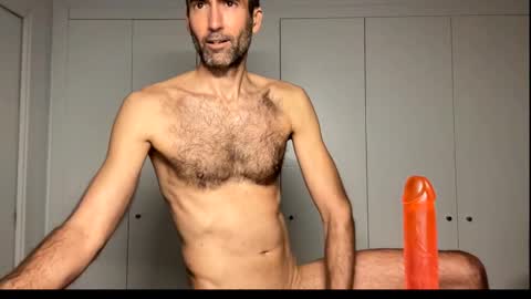 Snapshot of david_spanish chatting on 12-14-25, 05:18 David Cock online show from 12-14-25, 05:18