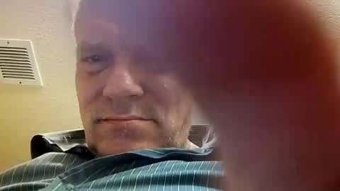 Snapshot of david_stone1969 chatting on 12-23-24, 06:44 david_stone1969 online show from 12-23-24, 06:44