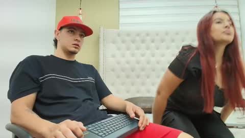 Snapshot of david_victoriaa chatting on 11-12-25, 01:00 david_victoriaa online show from 11-12-25, 01:00