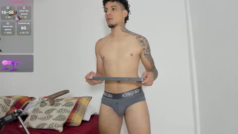 Snapshot of davidbatista_ chatting on 10-04-25, 07:01 David Batista online show from 10-04-25, 07:01