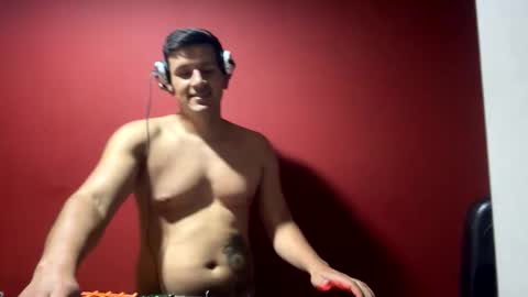 davidhot111 online show from 10-22-25, 12:00