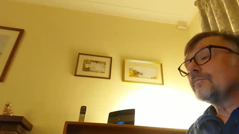 davidjmarshall46 online show from 01-09-26, 04:21