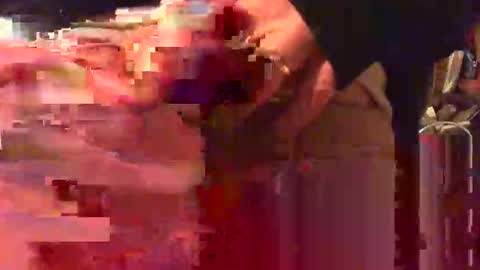 Snapshot of davidneedmore chatting on 01-04-25, 04:23 davidneedmore online show from 01-04-25, 04:23