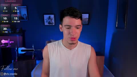 Snapshot of davidosoriox chatting on 06-22-26, 08:17 David Osorio online show from 06-22-26, 08:17
