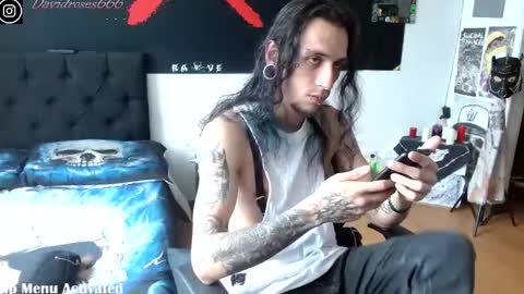 Snapshot of davidroses420 chatting on 10-09-25, 08:29 online show from 10-09-25, 08:29