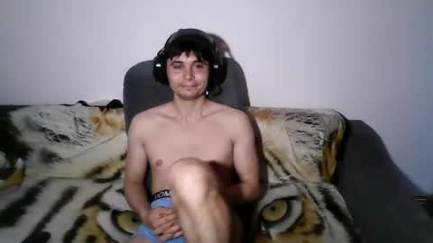 Snapshot of davidxstorm chatting on 05-22-26, 03:13 David online show from 05-22-26, 03:13