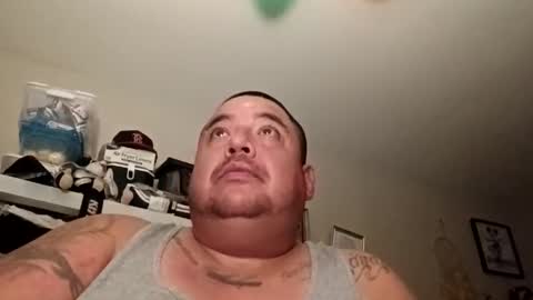 Snapshot of davidzhere222800 chatting on 11-22-25, 11:09 davidzhere222800 online show from 11-22-25, 11:09