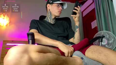 daviid_huge online show from 03-26-26, 01:49