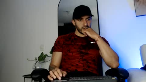 Snapshot of daviid_owl chatting on 08-06-26, 03:19 daviid owl online show from 08-06-26, 03:19