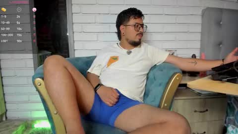 David Evans online show from 11-22-25, 12:20