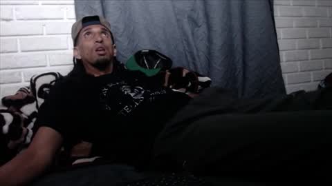 Snapshot of davils12 chatting on 02-25-26, 04:00 DAVILS online show from 02-25-26, 04:00