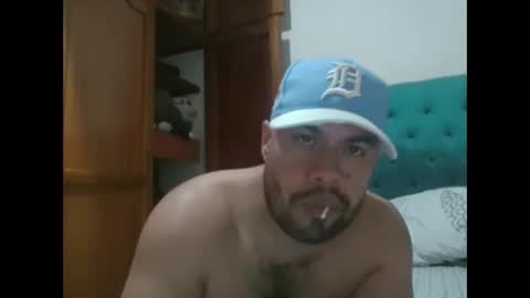 Snapshot of davinson_lopez35 chatting on 06-07-26, 01:54 davinson_lopez35 online show from 06-07-26, 01:54