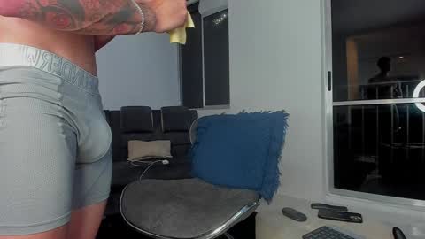 davis  instagram davis alx1 online show from 12-24-24, 12:11