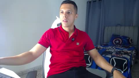 Snapshot of davisito7 chatting on 01-11-26, 03:11 David Angel online show from 01-11-26, 03:11