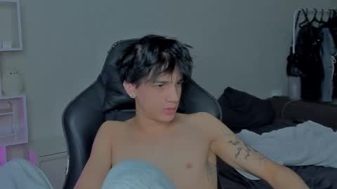 davis online show from 12-17-24, 03:28