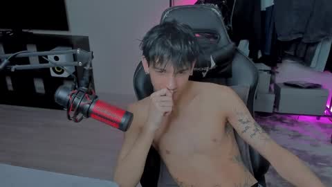 davis online show from 02-25-25, 11:44