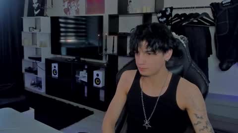 davis online show from 02-18-26, 12:01