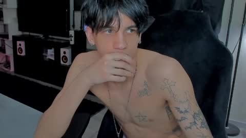 davis online show from 04-01-26, 01:50