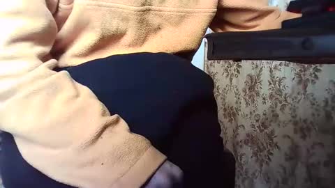 davitaa3434 online show from 04-24-26, 07:55