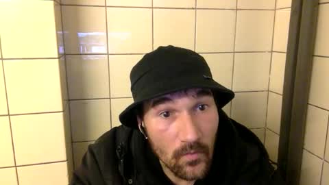 davocolours1112 online show from 11-17-25, 03:29