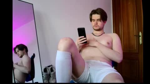 Snapshot of davoeer_ chatting on 02-24-26, 04:38 Davo online show from 02-24-26, 04:38