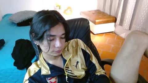 Snapshot of davoxer chatting on 09-12-25, 06:02 davoxer online show from 09-12-25, 06:02