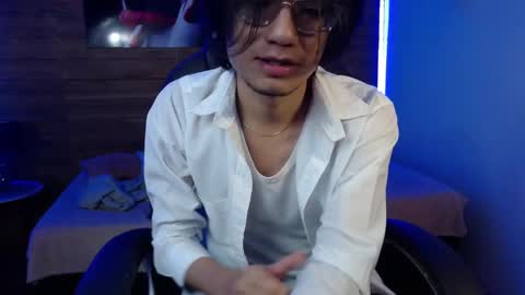 Snapshot of davoxer chatting on 11-07-25, 03:50 davoxer online show from 11-07-25, 03:50