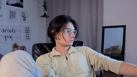 Snapshot of davoxer chatting on 12-03-25, 03:14 davoxer online show from 12-03-25, 03:14