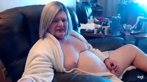 dawndoesall online show from 01-19-25, 05:49