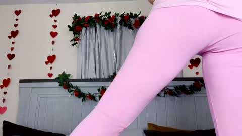 Snapshot of dawnwillow chatting on 04-10-26, 08:46 Dawn Willow online show from 04-10-26, 08:46