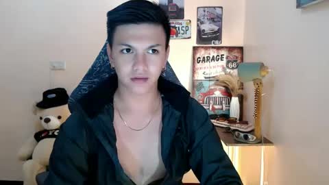 JC LOVER BOY online show from 01-01-25, 08:04