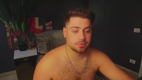 Snapshot of daxgreer chatting on 05-14-26, 04:30 DaxGreer online show from 05-14-26, 04:30