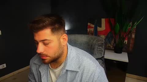 Snapshot of daxgreer chatting on 05-20-26, 04:40 DaxGreer online show from 05-20-26, 04:40