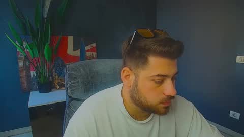 Snapshot of daxgreer chatting on 05-27-26, 04:31 DaxGreer online show from 05-27-26, 04:31