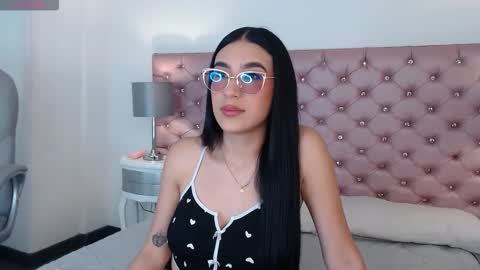 Snapshot of dayaaan_ chatting on 01-08-26, 07:27 dayaaan_ online show from 01-08-26, 07:27