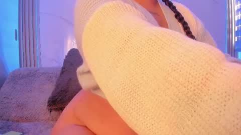 Snapshot of dayan_silva_ chatting on 02-22-26, 02:37 DAYAN online show from 02-22-26, 02:37