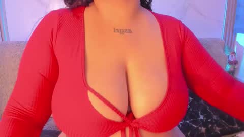 Snapshot of dayan_silva_ chatting on 02-25-26, 12:53 DAYAN online show from 02-25-26, 12:53