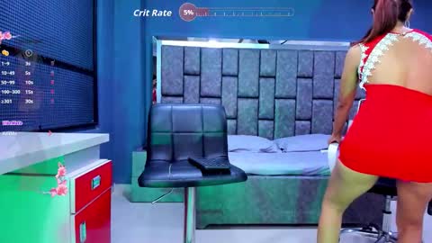 Snapshot of dayanagray chatting on 11-20-25, 04:23 DAYANA GRAY My schedule 2200 - 0600 GMT -5 online show from 11-20-25, 04:23